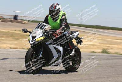 media/Jun-16-2024-Lets Ride (Sun) [[4ae6dd1f02]]/Group B/1220pm (Wheelie Bump)/